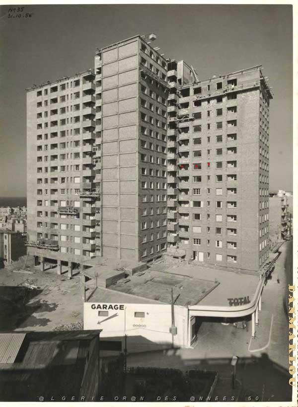 ORAN CITE PERRET QUATRE_PRESQUE_FINIE_05.jpg